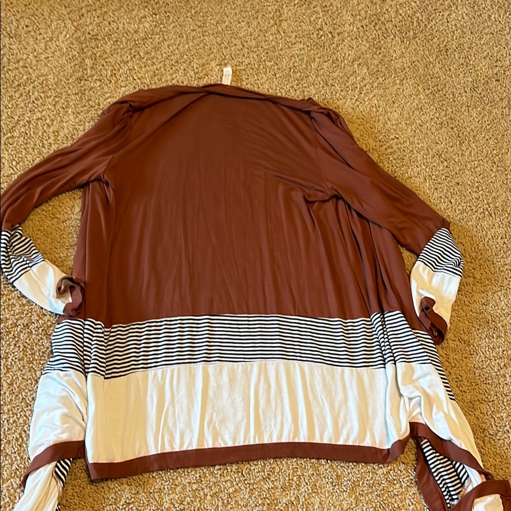 Flamingo Urban asymmetrical cardigan - Picture 8 of 9